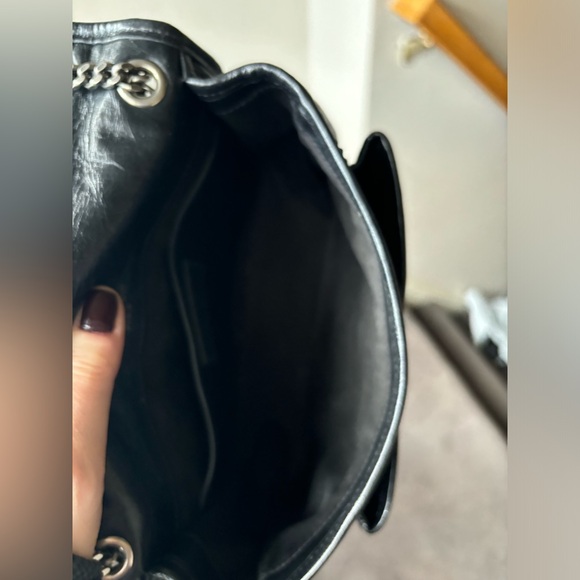 Saint Laurent
Niki Baby in Vintage Leather - Picture 14 of 16